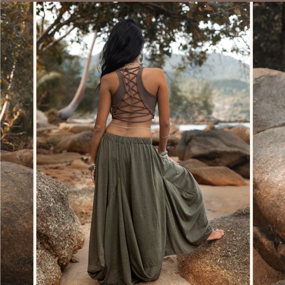 Thaluta BOHO big pocket skirt 
Size: small color: olive green like new